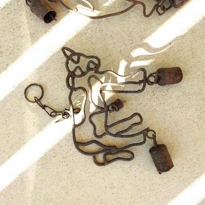 RUSTIC YARD ART