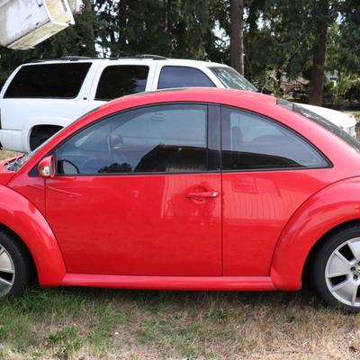 2003 Red Volkswagen New Beetle