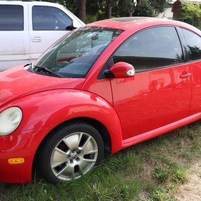 2003 Red Volkswagen New Beetle