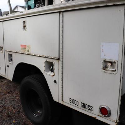 1992 Ford FSD Super Duty Utility Vehicle with Cherry Picker Crane Basket Lift Truck