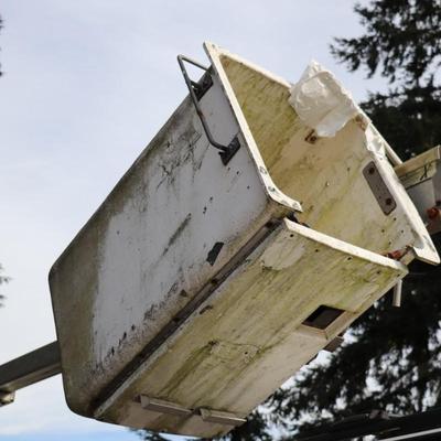 1992 Ford FSD Super Duty Utility Vehicle with Cherry Picker Crane Basket Lift Truck