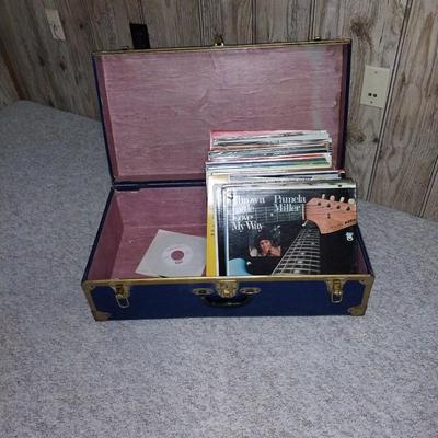 STORAGE TRUNK AND RECORD ALBUMS