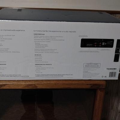 SIGNIA STEREO SYSTEM WITH BLUETOOTH AND GLASS FRONT STEREO CABINET