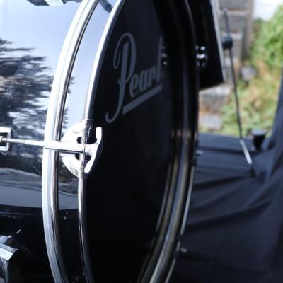 Cosmic Percussion CP and Pearl Black Finish Drum Set