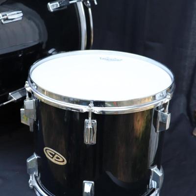 Cosmic Percussion CP and Pearl Black Finish Drum Set