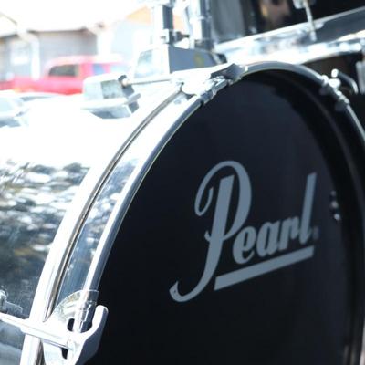 Cosmic Percussion CP and Pearl Black Finish Drum Set