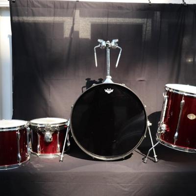Lot of 4 TAMA Rockstar Drum Set
