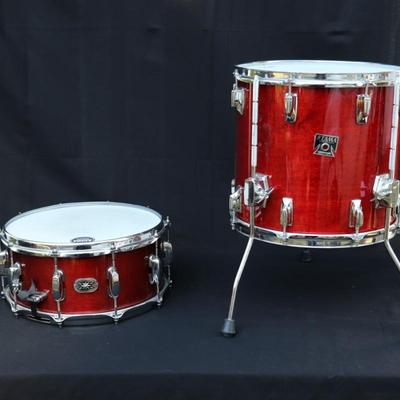 Lot of 2 TAMA Drums