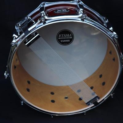 Lot of 2 TAMA Drums