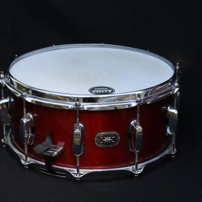 Lot of 2 TAMA Drums