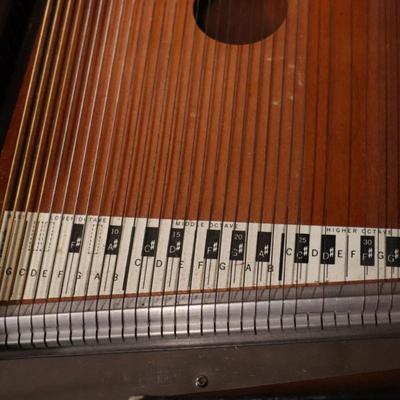 Autoharp by Oscar Schmidt