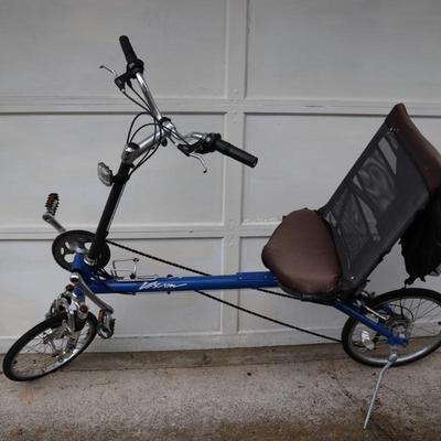 Vision Recumbent Bicycle Advanced Transportation Products Inc