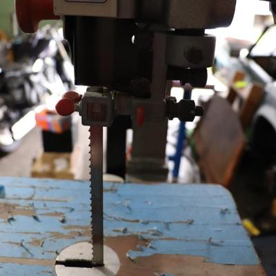 Rigid Power Tools Band Saw with Stand