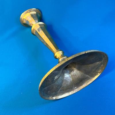 GRACEFUL VINTAGE BRASS CANDLE HOLDER