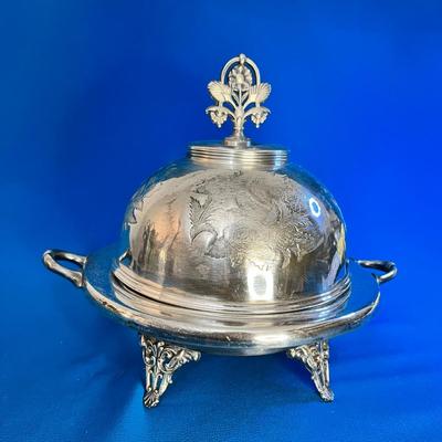 TALLER VICTORIAN SILVER PLATED ICED COVERED BUTTER DISH WITH KNIFE REST