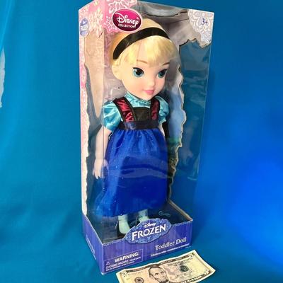 TODDLER ELSA from FROZEN MOVIE DOLL NEW IN BOX 16â€ TALL