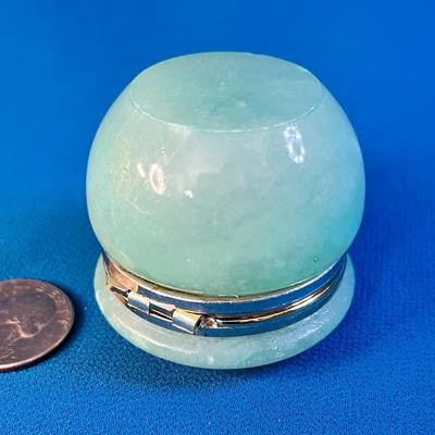 SWEET JADE-LIKE GLASS HINGED LID TRINKET BOX w/ FLOWERS ON LID