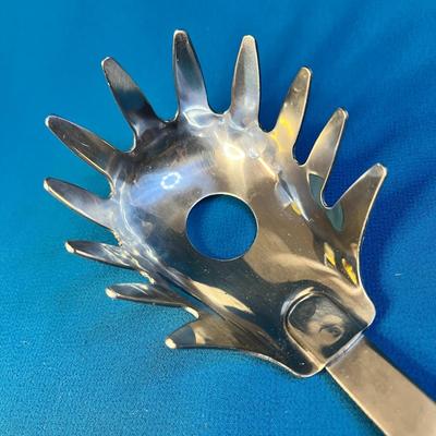 STAINLESS STEEL PASTA SERVING SPOON