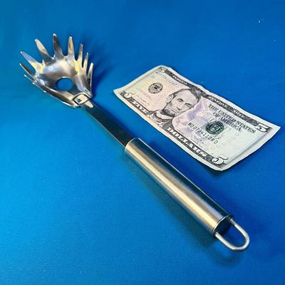STAINLESS STEEL PASTA SERVING SPOON