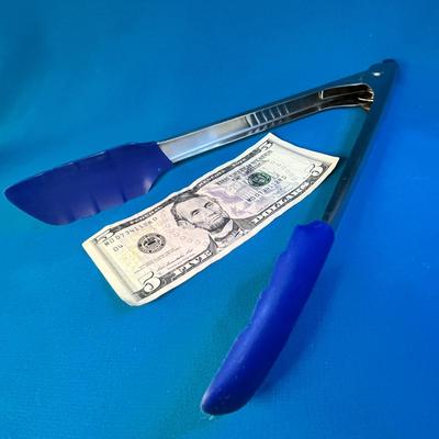 â€œGET IT RIGHTâ€ BRAND LOCKING TONGS WITH BLUE PLASTIC ENDS