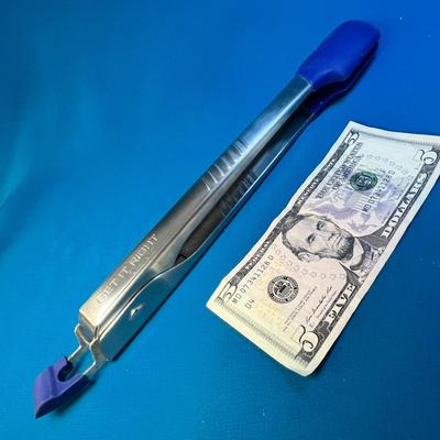 â€œGET IT RIGHTâ€ BRAND LOCKING TONGS WITH BLUE PLASTIC ENDS
