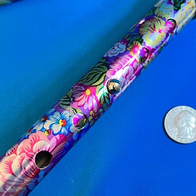 COLLAPSIBLE FLORAL METAL CANE WITH STRAP