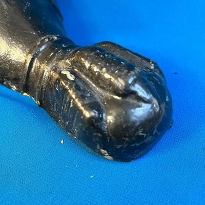 PAIR OF HEAVY CAST IRON CLAW FOOT BATH TUB LEGS