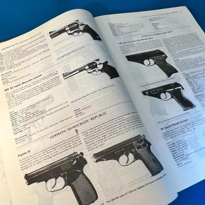 â€œJANEâ€™S INFANTRY WEAPONS 1983-84â€ BOOK FULLY ILLUSTRATED
