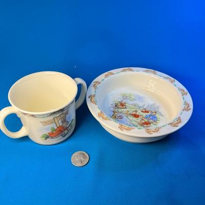 ROYAL DOULTON â€œBUNNYKINSâ€ CHILDâ€™S CUP AND BOWL SET 