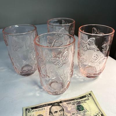 PRETTY PINK RAISED BUTTERFLY DRINKING GLASSES SET OF 4