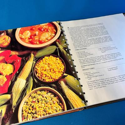 BETTY CROCKERâ€™S â€œCOOKING AMERICAN STYLE: A SAMPLER OF HERITAGE RECIPESâ€ BOOK