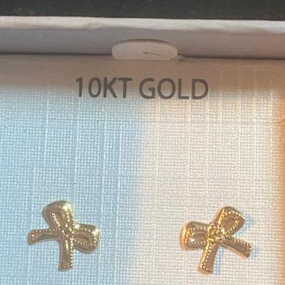 Nearly entire estate. Click here to see Some items. But more photos to come