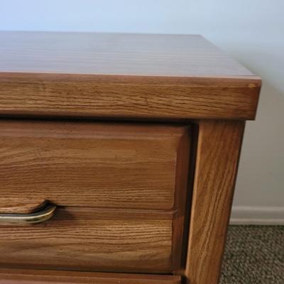 Wooden Side Table/Nightstand (B2-CE)