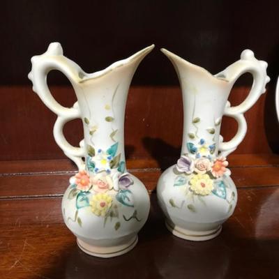 Pair of small pitchers ceramic.