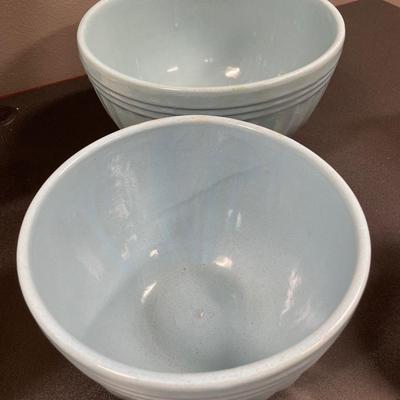 2 blue bowls