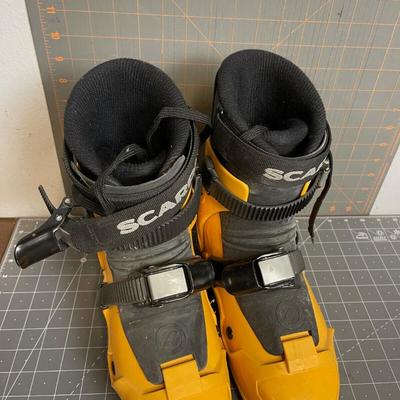  SCARPA Boots Yellow Men's 6/7SX Mountaineering Ice Climbing Alpine Telemark ~~