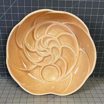 Treasure Craft Serving Bow Peach color