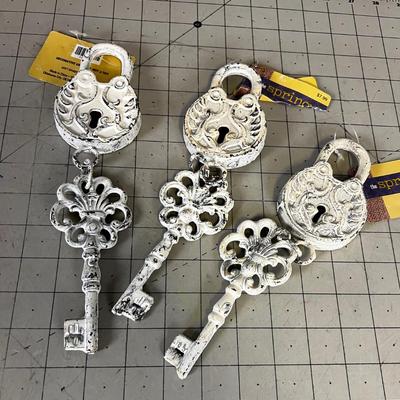 Cast Metal Lock & Key DÃ©cor' (3 - pieces) 