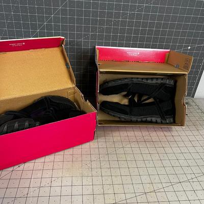 2 Pair of Skechers Memory FOAM NEW Mary Janes 