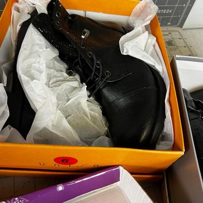 Mostly NEW! Odd Lot of NEW SHOES - Many Smaller Sizes