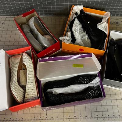 Mostly NEW! Odd Lot of NEW SHOES - Many Smaller Sizes