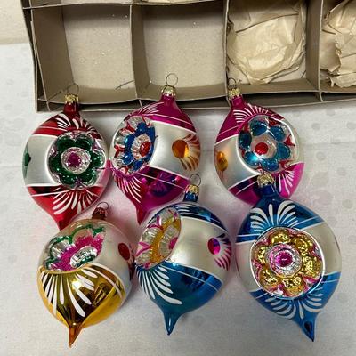 Set of 6 Colorful Vintage Blown Glass Indented Christmas Holiday Tree Ornaments