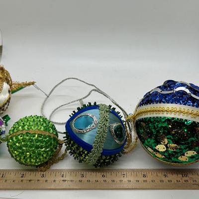 Lot of Five Sequined Push Pin Christmas Holiday Tree Ornament Decorations