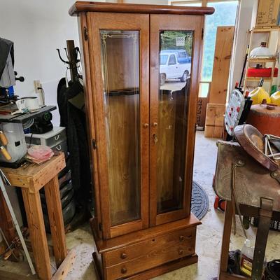 Wood Gun Case with Storage and  key 29wx13dx68"