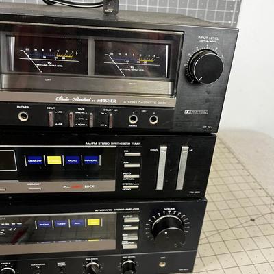 Fisher Stereo System: Cassette, Tuner and Amp.