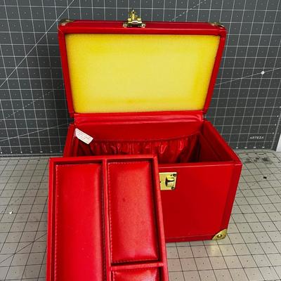 Red Vinal Cosmetic Case by Elizabeth Arden 