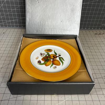 Set of FRUIT Dinner Plates by Frank McIntosh Home of Saks Fifth Avenue ITALY 
