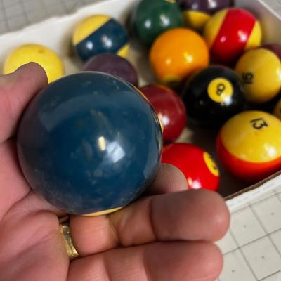 Billiard Balls - Full Set of Pool Balls plus Cue Ball. 
