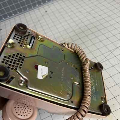 Beige Phone Vintage Nude tone 