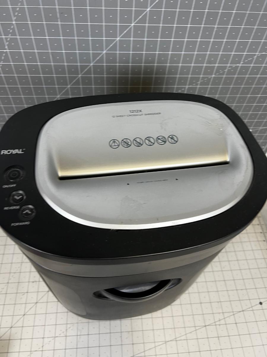 Royal 1212X Cross Cut Shredder